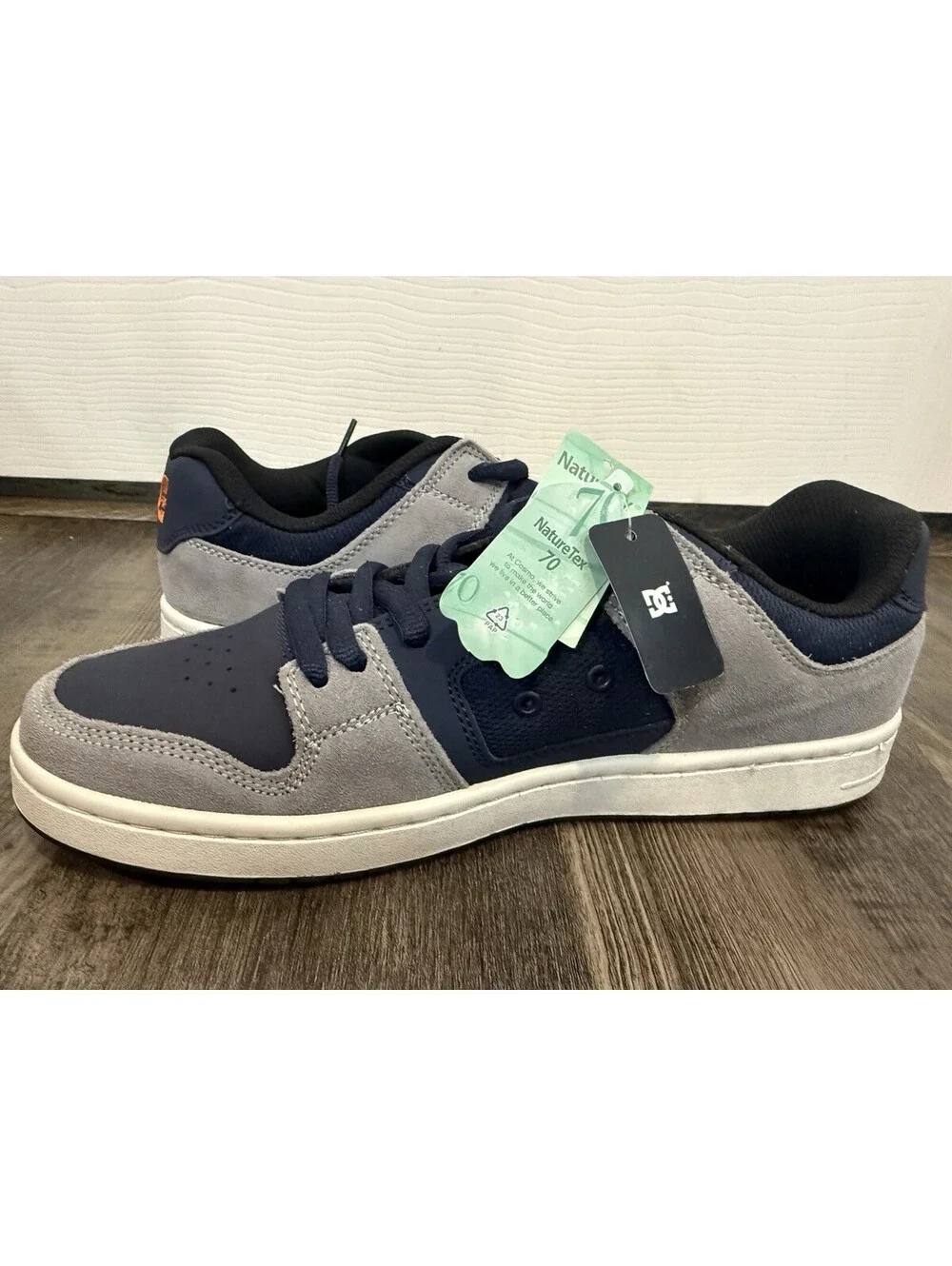 DC Manteca 4 ADYS100672-NGH Mens Blue Suede Lace Up Skate Sneakers Shoes Sz 10